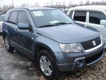 2005 Suzuki Grand Vitara Pictures