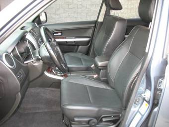 2005 Suzuki Grand Vitara Pictures