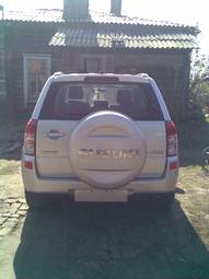 2005 Suzuki Grand Vitara Pictures