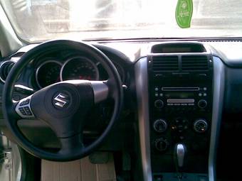 2005 Suzuki Grand Vitara Photos