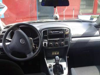 2005 Suzuki Grand Vitara Photos