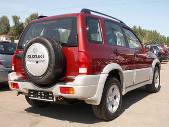 2005 Suzuki Grand Vitara Photos