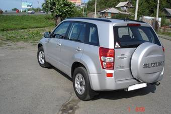 2005 Suzuki Grand Vitara Photos