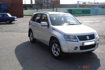 2005 Suzuki Grand Vitara Pictures