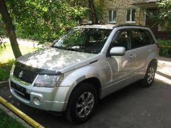 2005 Suzuki Grand Vitara Photos