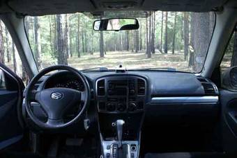 2005 Suzuki Grand Vitara Pictures