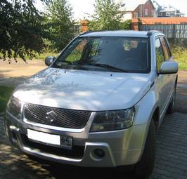 2005 Suzuki Grand Vitara Images