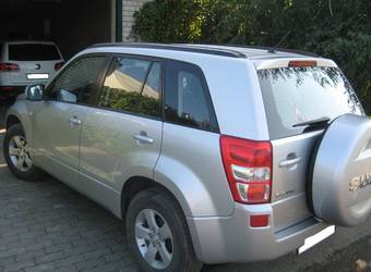 2005 Suzuki Grand Vitara Pictures