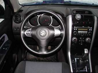 2006 Suzuki Grand Vitara Photos