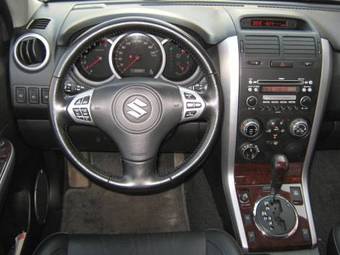 2006 Suzuki Grand Vitara Pictures
