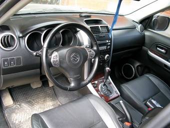 2006 Suzuki Grand Vitara Pictures