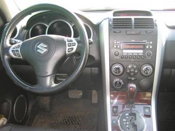 2006 Suzuki Grand Vitara Pictures