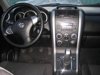 2006 Suzuki Grand Vitara Photos