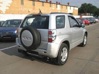 2006 Suzuki Grand Vitara Pictures