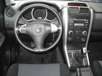 2006 Suzuki Grand Vitara Pics