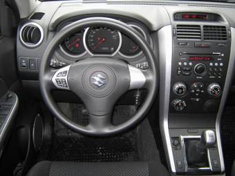 2007 Suzuki Grand Vitara Pictures