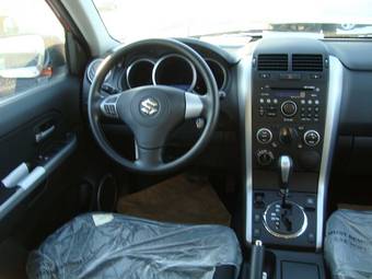 2008 Suzuki Grand Vitara Pics