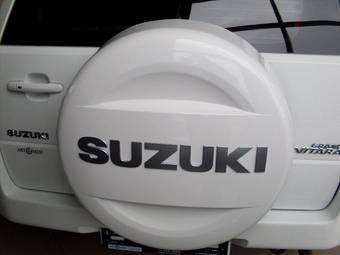 2009 Suzuki Grand Vitara Photos