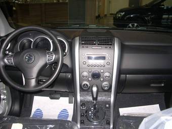 2009 Suzuki Grand Vitara Pictures