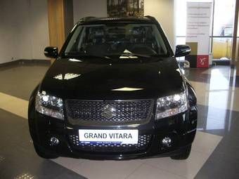 2009 Suzuki Grand Vitara Photos