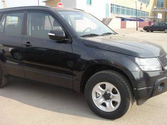 2010 Suzuki Grand Vitara Photos