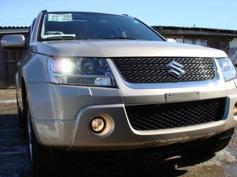 2010 Suzuki Grand Vitara Photos