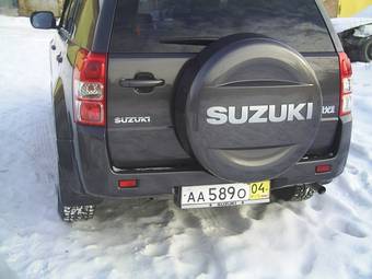 2010 Suzuki Grand Vitara Pictures