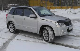 2010 Suzuki Grand Vitara Pictures