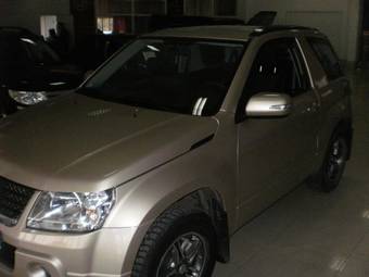 2010 Suzuki Grand Vitara Pictures