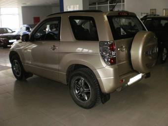 2010 Suzuki Grand Vitara Photos