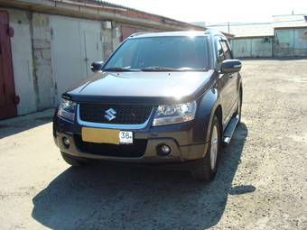 2010 Suzuki Grand Vitara Photos