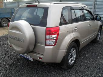 2010 Suzuki Grand Vitara Pictures