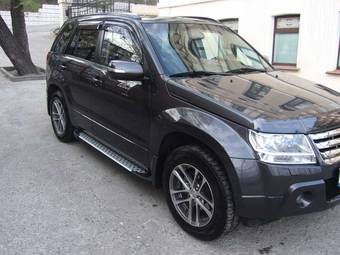 2010 Suzuki Grand Vitara Photos