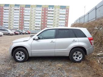 2011 Suzuki Grand Vitara Photos