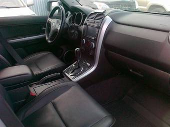 2011 Suzuki Grand Vitara Photos
