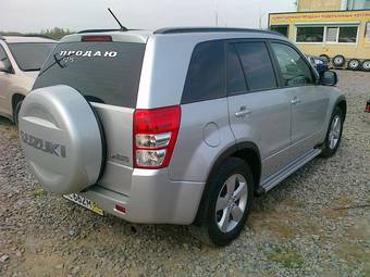 2011 Suzuki Grand Vitara Photos