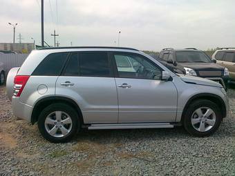 2011 Suzuki Grand Vitara Photos