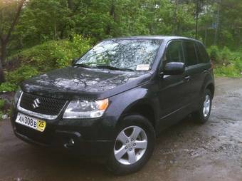 2011 Suzuki Grand Vitara Pictures