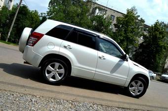 2012 Suzuki Grand Vitara Photos