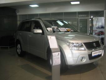 2012 Suzuki Grand Vitara Photos
