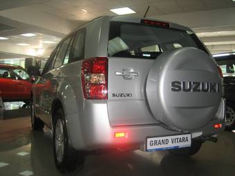 2012 Suzuki Grand Vitara Wallpapers