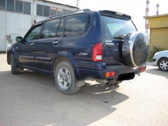 2004 Suzuki Grand Vitara XL-7 Pictures