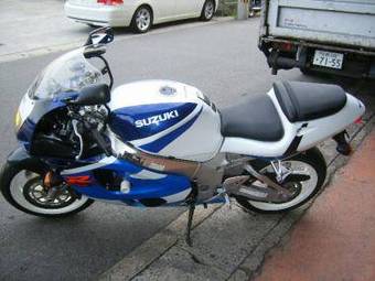 2001 Suzuki GSX-R750 Pictures