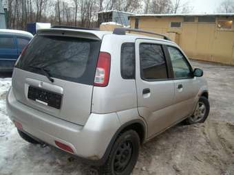 2001 Suzuki Ignis Photos