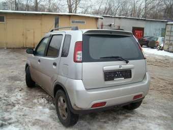 2001 Suzuki Ignis Photos