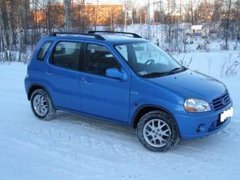 2002 Suzuki Ignis Pictures