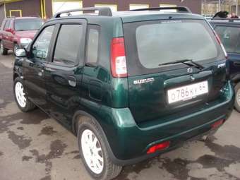2002 Suzuki Ignis Pictures