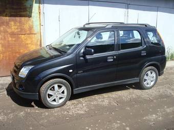 2005 Suzuki Ignis Photos