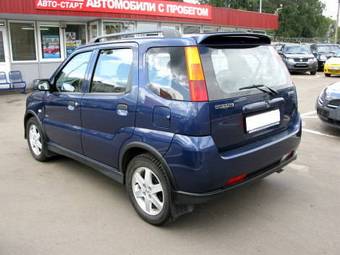 2005 Suzuki Ignis Images