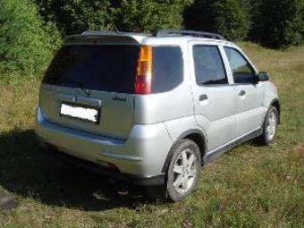 2005 Suzuki Ignis Images